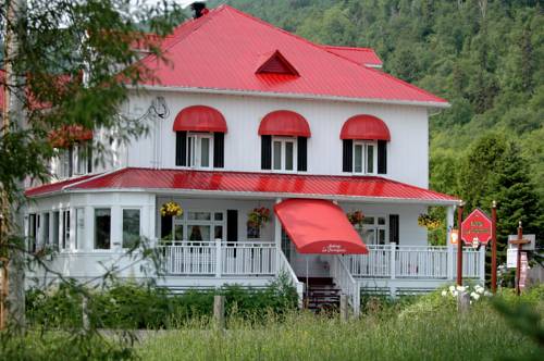 Petite-Rivière-Saint-François (Québec) Canada Booking Promo Code Booking.com