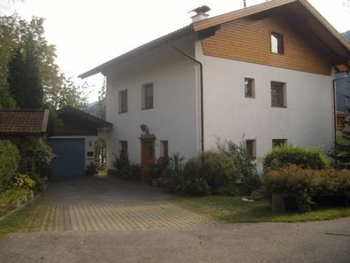 Ellbogen Austria Booking