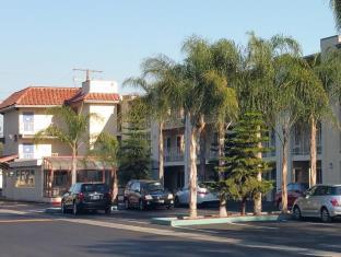 Los Angeles (CA) United States Booking