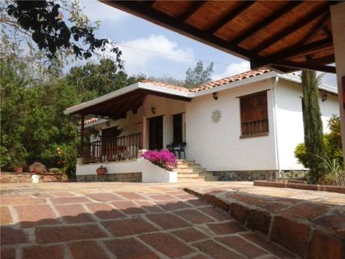 Curití Colombia Booking