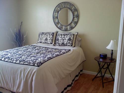 Nicholasville (Kentucky) United States Booking