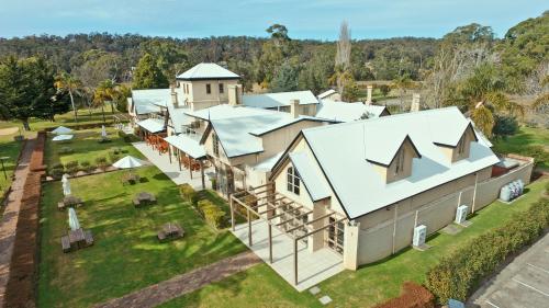 Eden Australia Booking