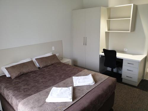 Naracoorte Australia Booking