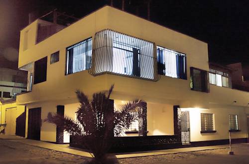 Punta Hermosa Peru Booking