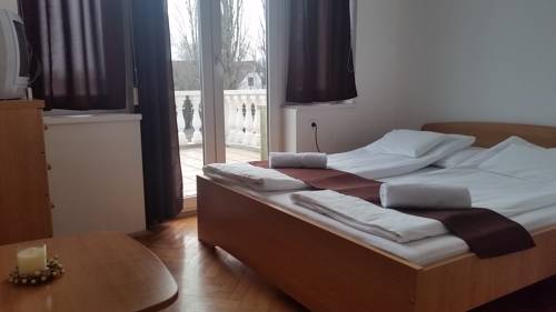 Dunapataj Hungary Booking