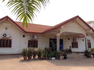 Phonhong Laos Booking