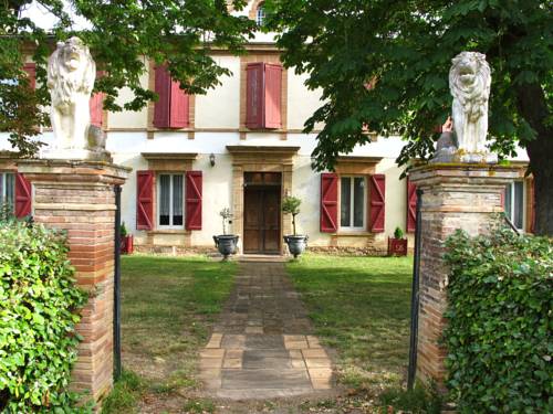 Lisle-sur-Tarn France Booking Promo Code Booking.com