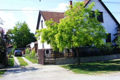 Abádszalók Hungary Booking
