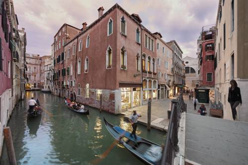 Venice Italy Booking